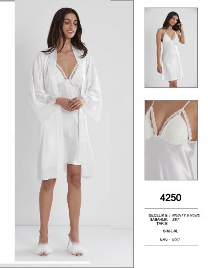 Pierre Cardin 4250-2 Gecelik Sabahlık Takım resmi