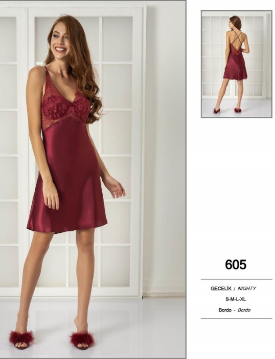Pierre Cardin 605 Gecelik resmi