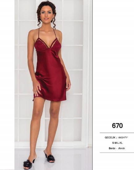 Pierre Cardin 670 Gecelik resmi