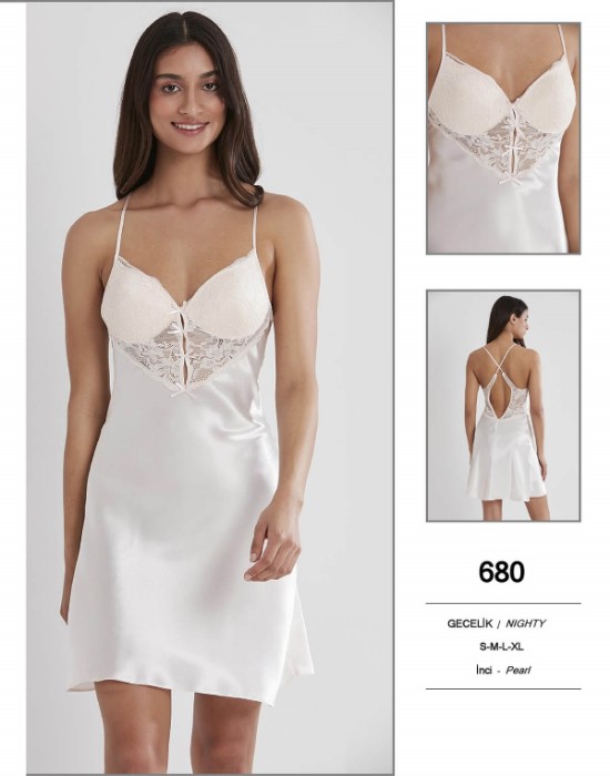 Pierre Cardin 680-3 Gecelik resmi