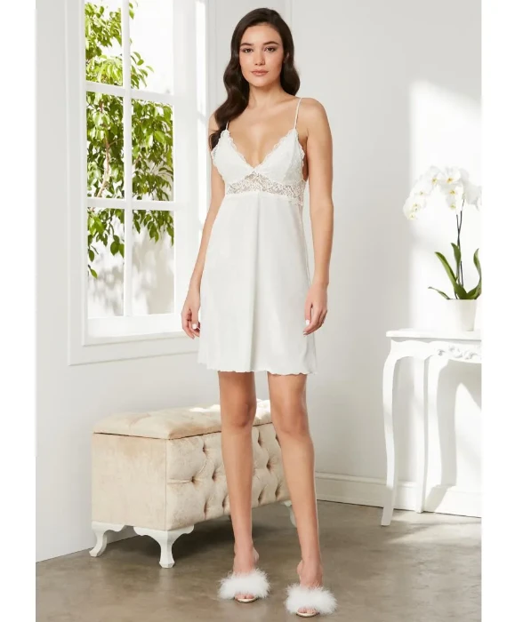 Pierre Cardin 845-2 Kadife Gecelik resmi