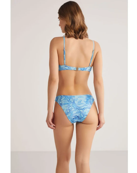 Kom Sovy Bikini resmi