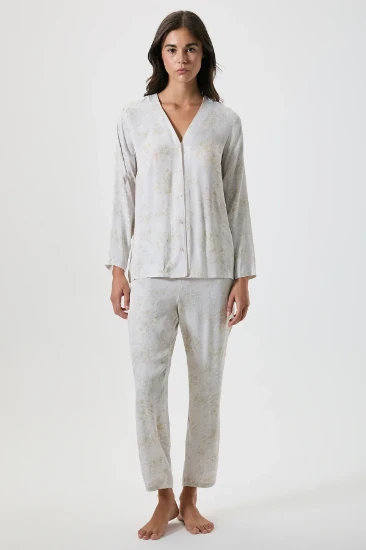 Catherine's 20233 Düğmeli Pijama Takımı resmi