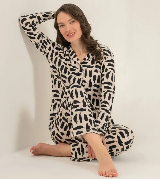Pierre Cardin PC9301 Önü Düğmeli Pijama Takımı resmi